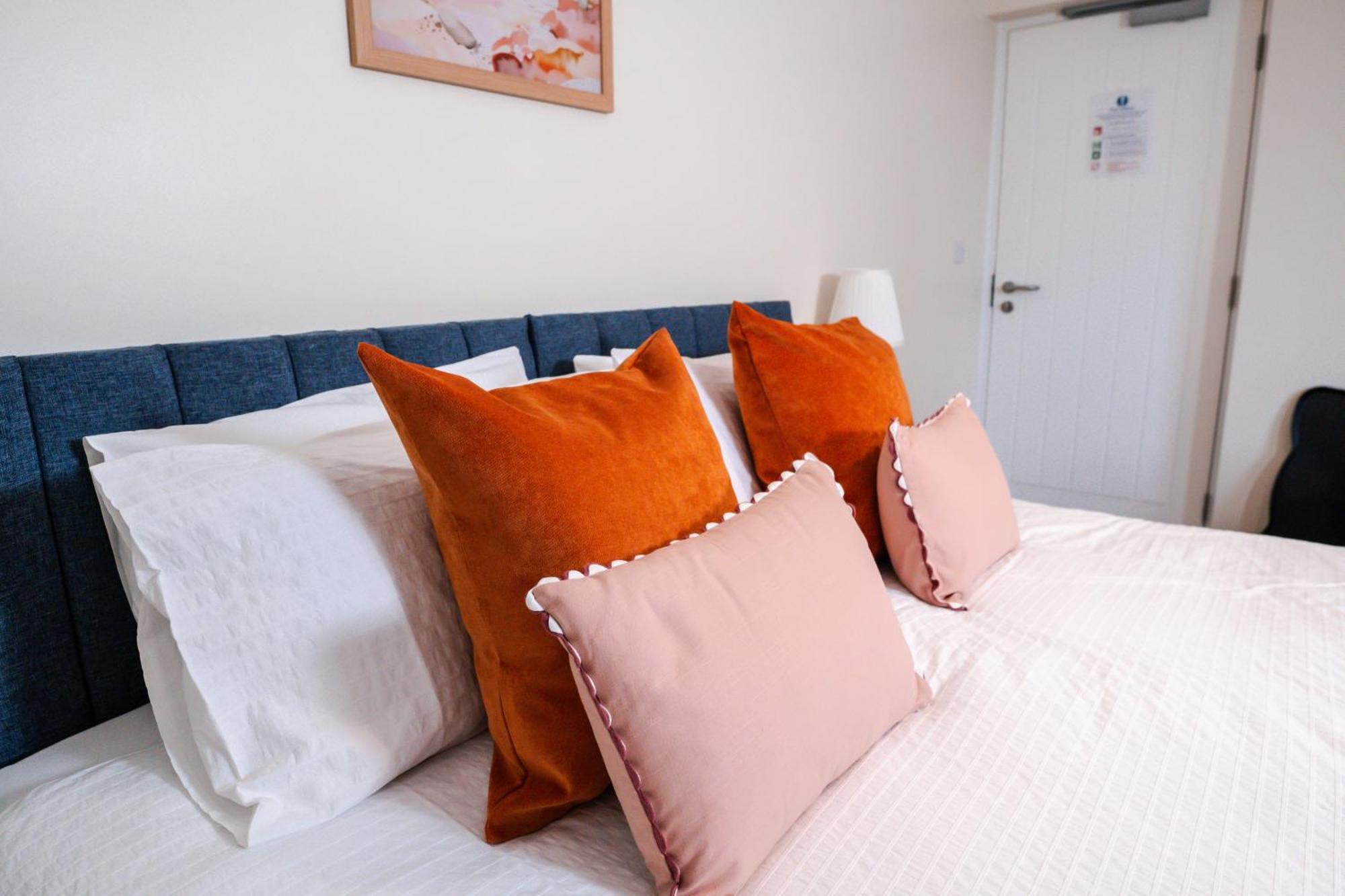 Epiphany House ทรูโร ภายนอก รูปภาพ